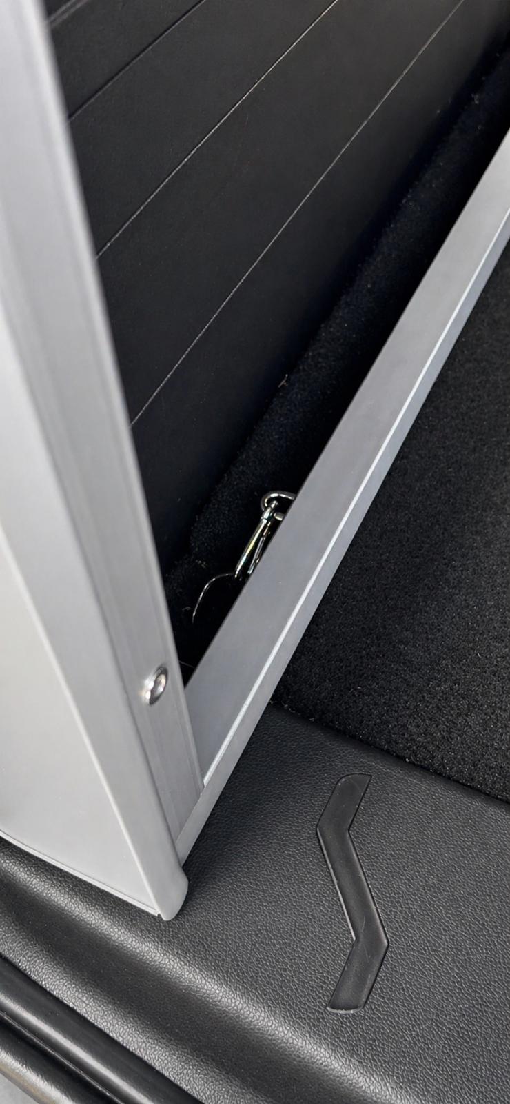 MÓDULO BÁSICO (colchones y mesa abatible incluidos) NISSAN TOWNSTAR «LONG» desde 2021 - Imagen 7